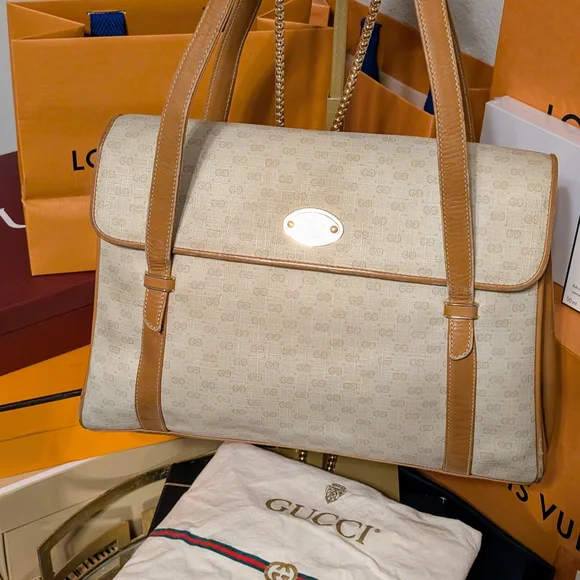 Gucci Beige and Brown Shoulder Bag - Picture 15 of 16